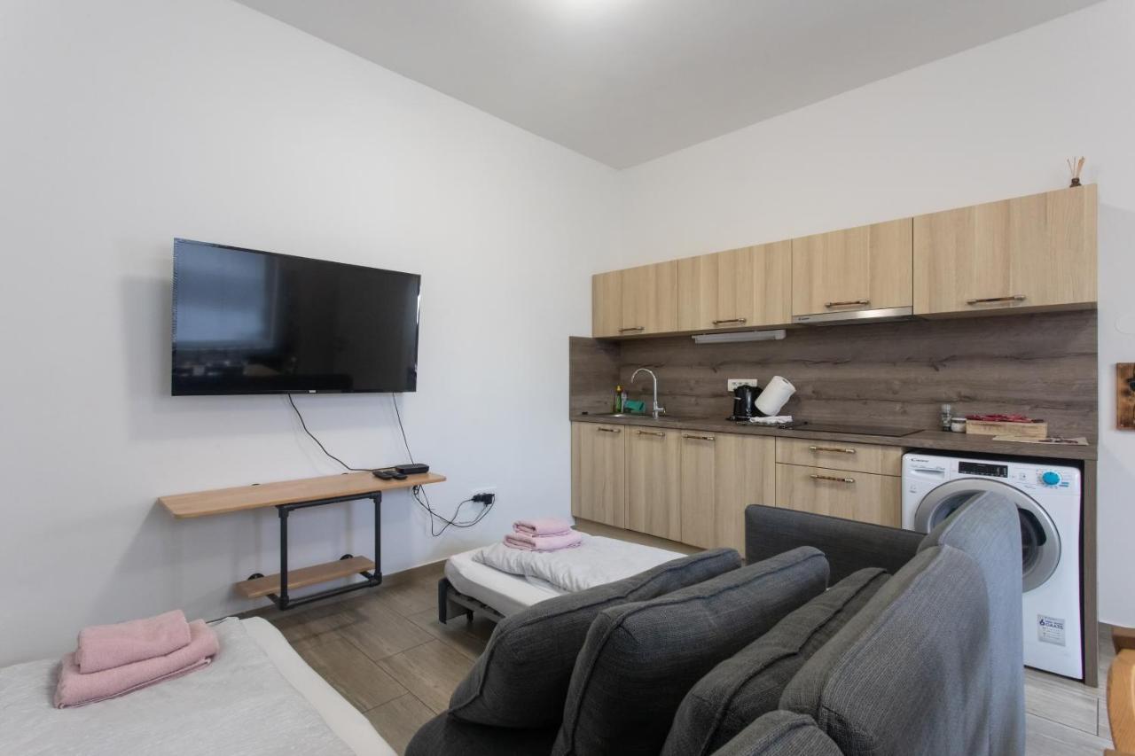 Big Pipe Apartment Любляна Екстериор снимка