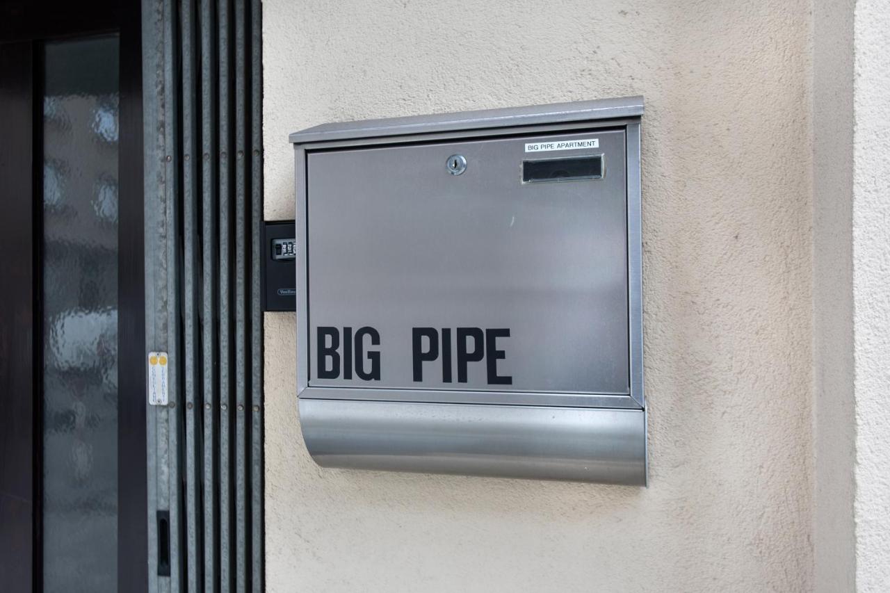 Big Pipe Apartment Любляна Екстериор снимка