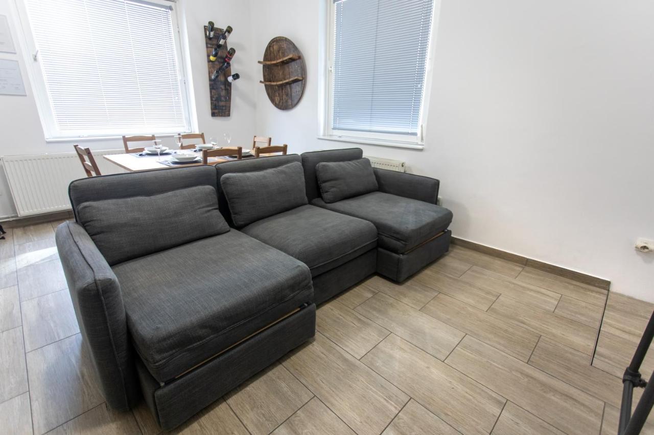 Big Pipe Apartment Любляна Екстериор снимка