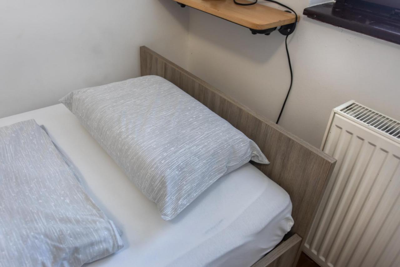 Big Pipe Apartment Любляна Екстериор снимка