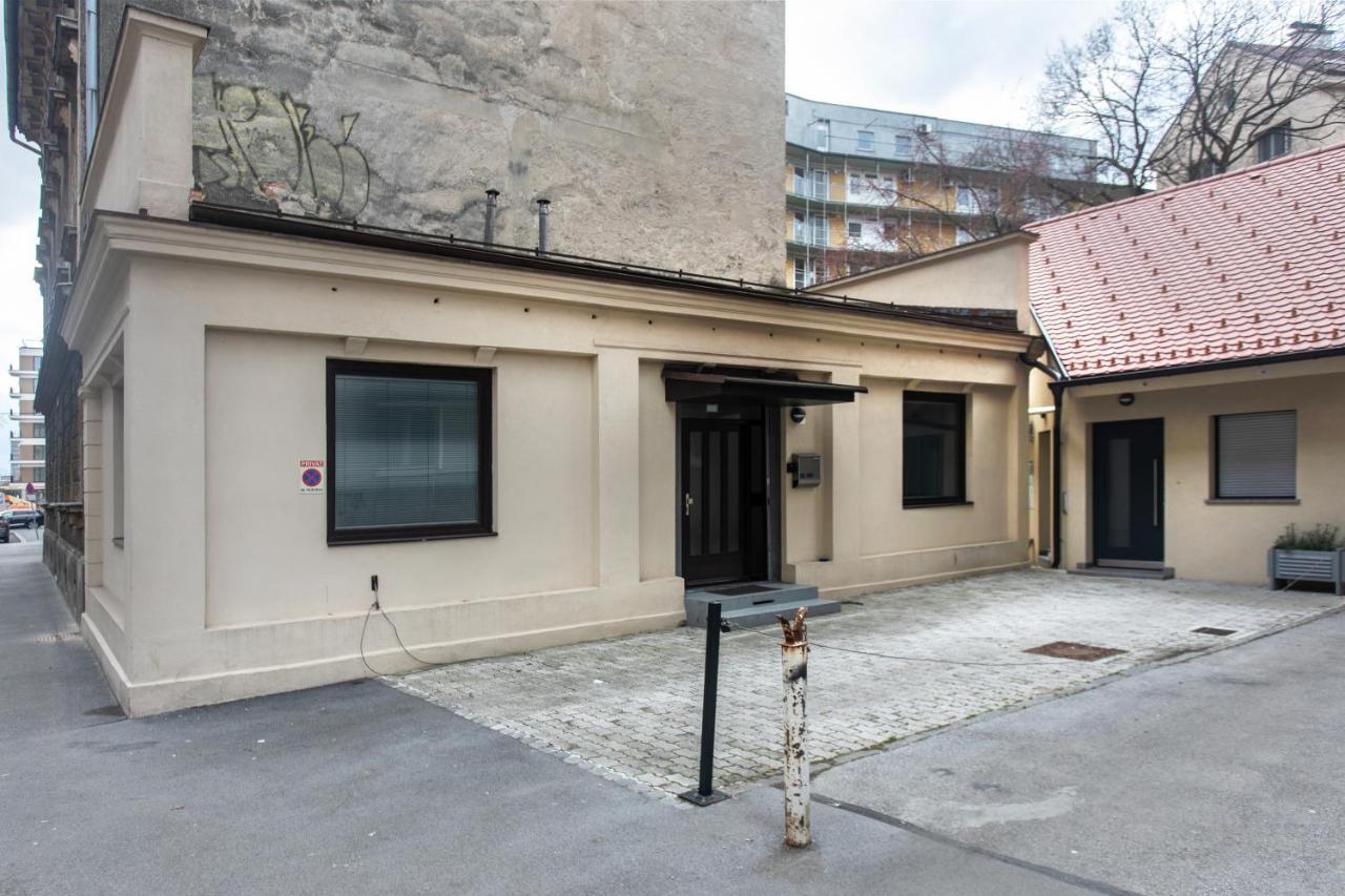 Big Pipe Apartment Любляна Екстериор снимка